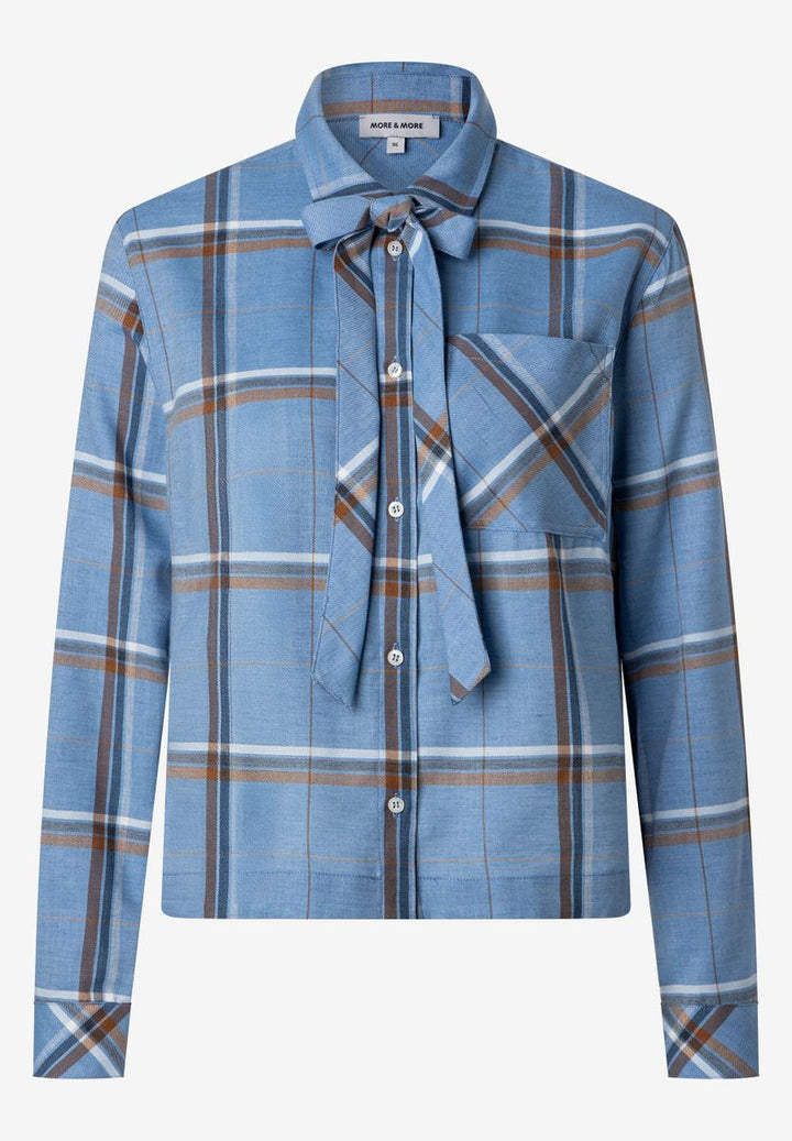 Karobluse mit Schleife