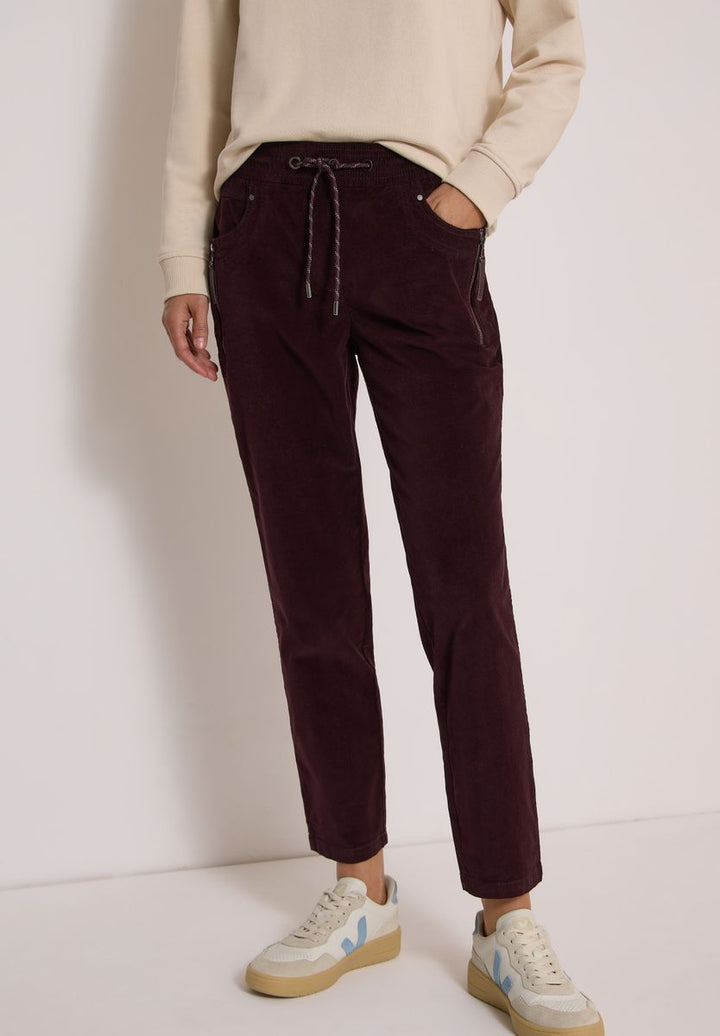 Mid Waist Slim Leg Hose im Casual Fit