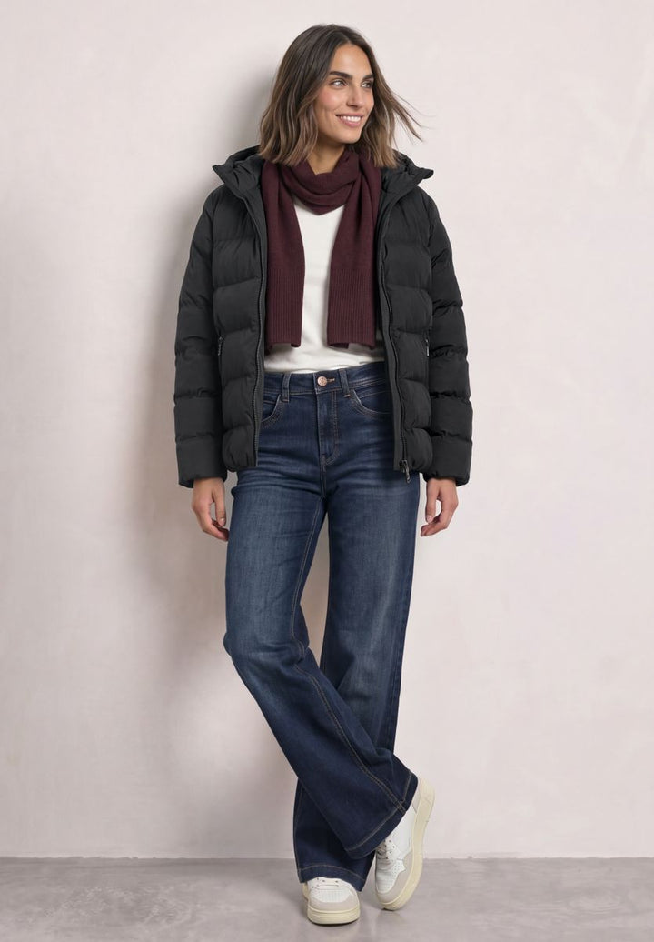 Kurze Jacke mit geklebter Steppung