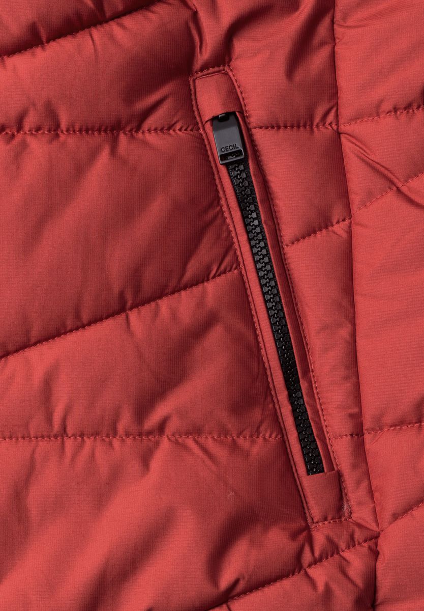 Steppjacke mit Kapuze und Zipper