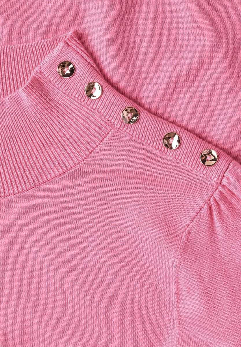 Pullover mit Turtle Neck und Knopfdetail