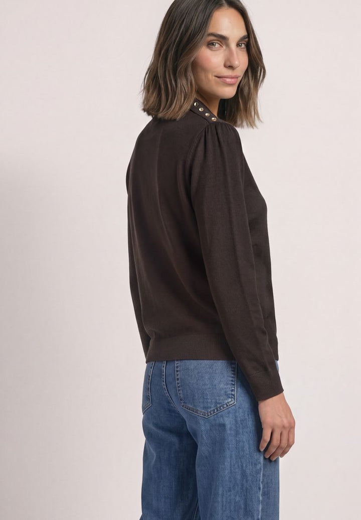 Pullover mit Turtle Neck und Knopfdetail
