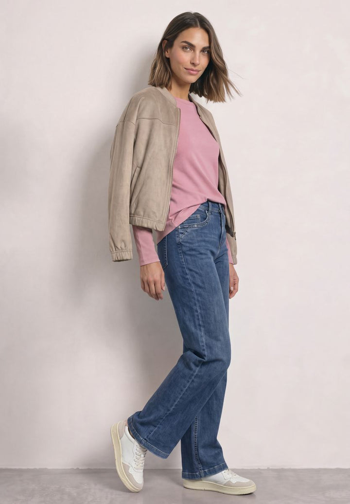 Basic Shirt mit U-Boot-Ausschnitt