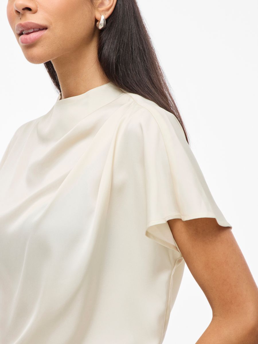 VIELMINA FUNNEL NECK S/S TOP/1