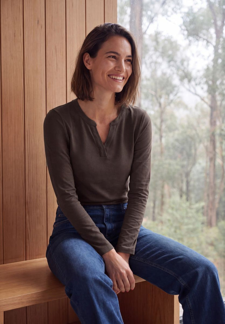 Shirt mit Split Neck im Tunika-Look