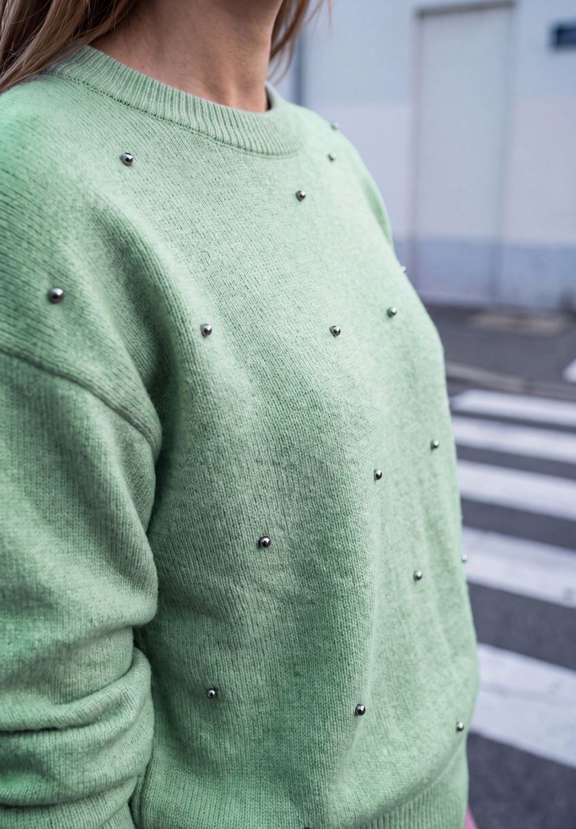 Pullover mit Rundhals und Perlendetails