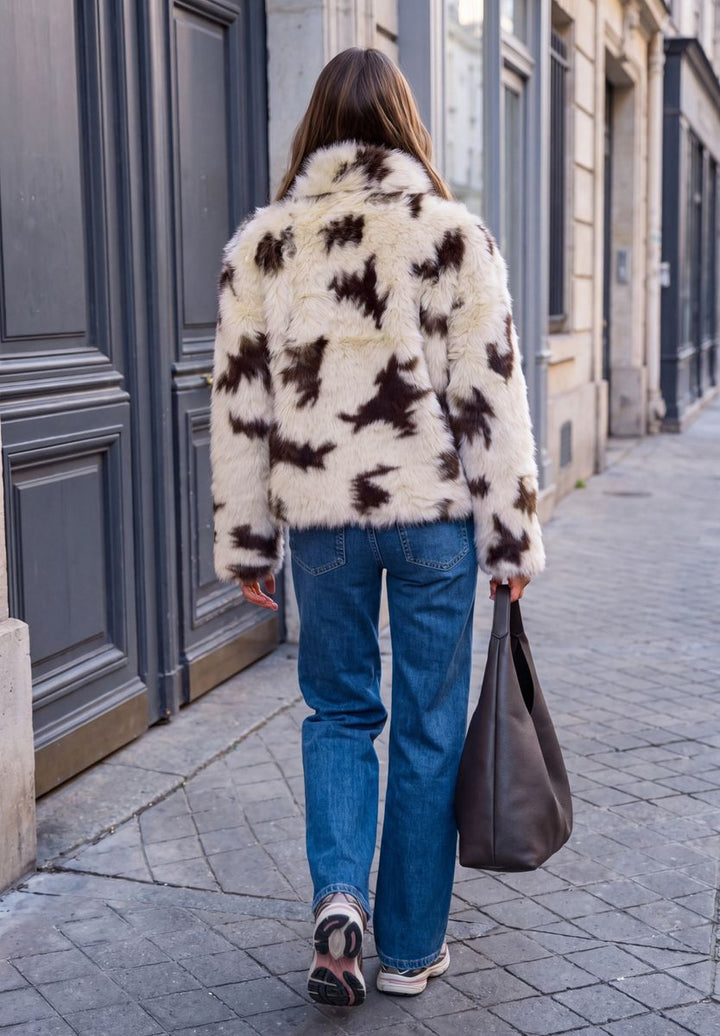 Fake Fur jacke mit Kuh-Muster
