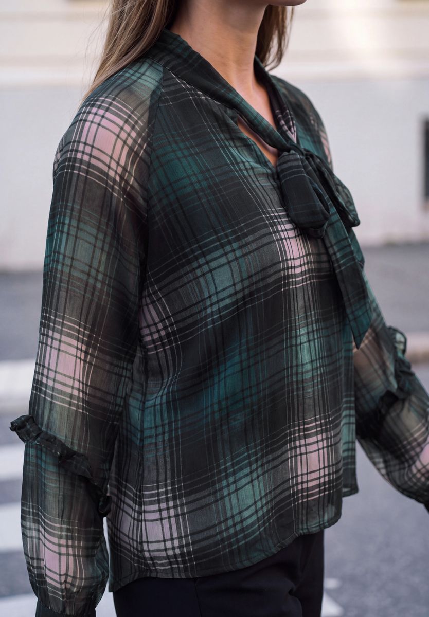 Chiffon-Bluse mit Schleifendetail