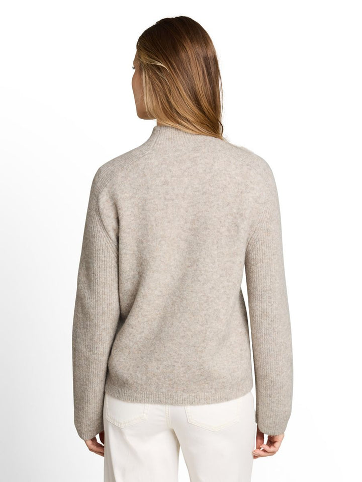 Strickpullover mit Wollanteil