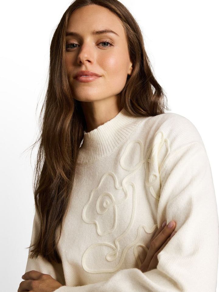 Oversize Cosy Strickpullover mit Blumen-Stickerei