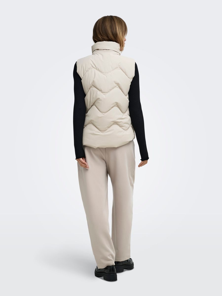 JDYPOWER SHORT WAISTCOAT OTW HAB