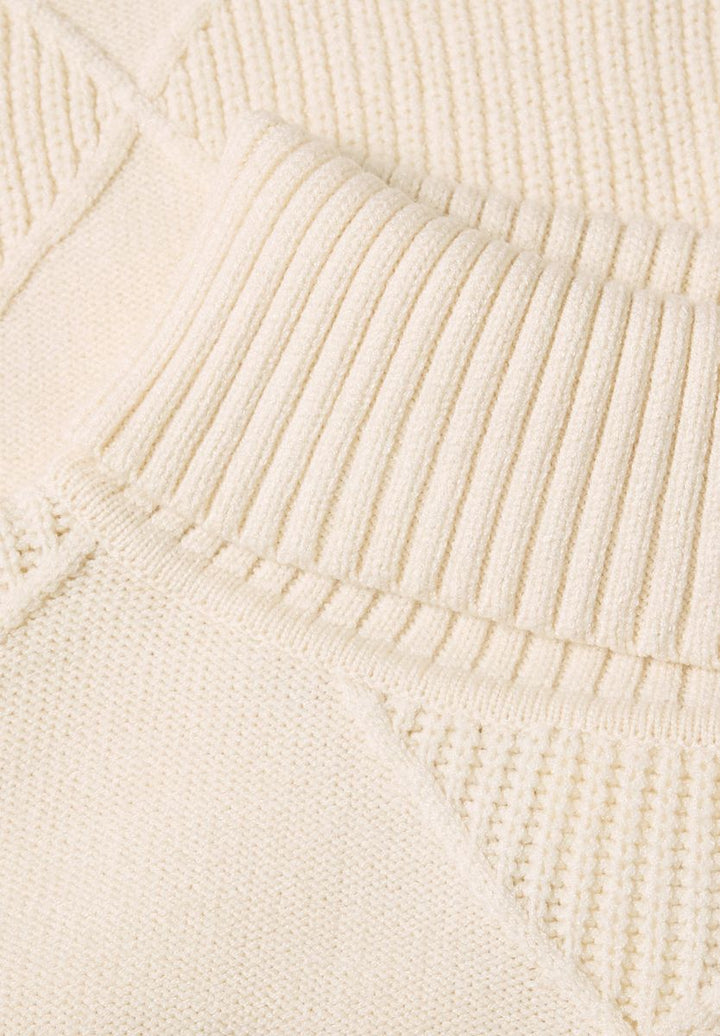 Pullover mit Rollkragen und Strukturmix