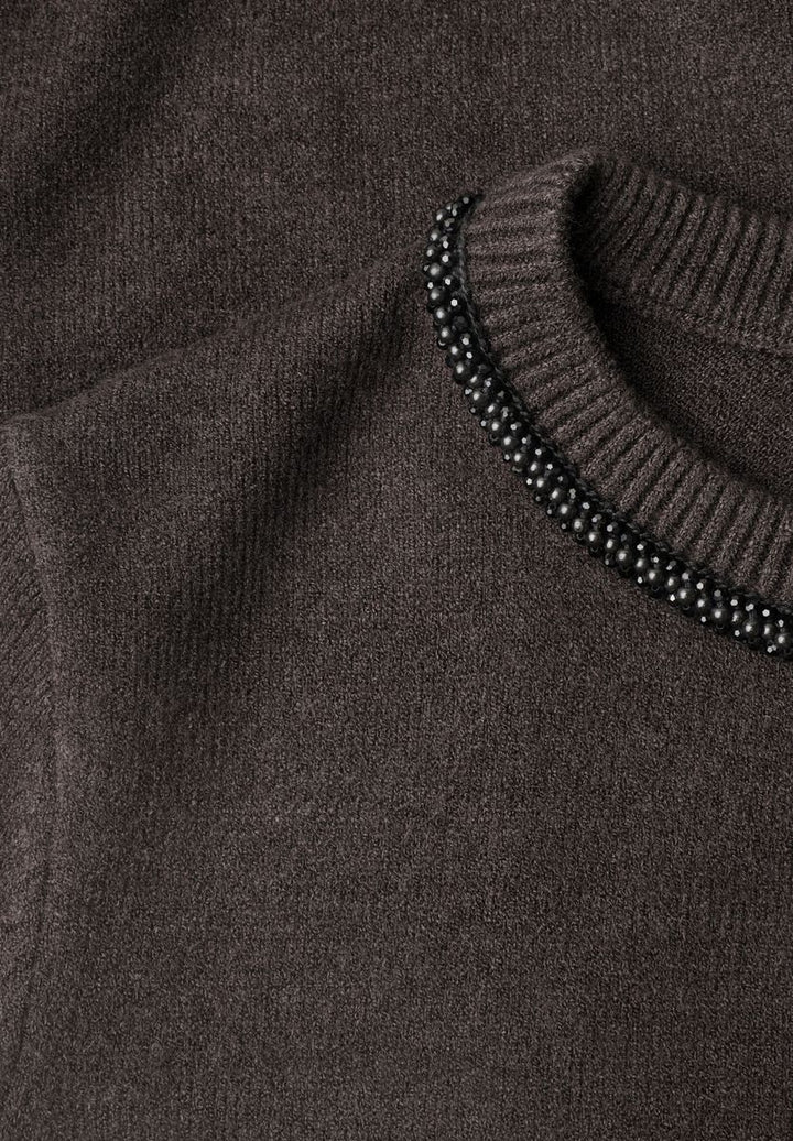 Kurzarm Pullover mit Schmuckdetail