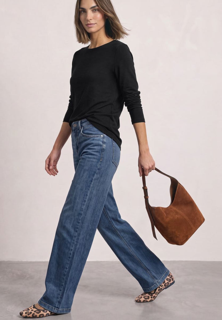 Basic Shirt mit U-Boot-Ausschnitt