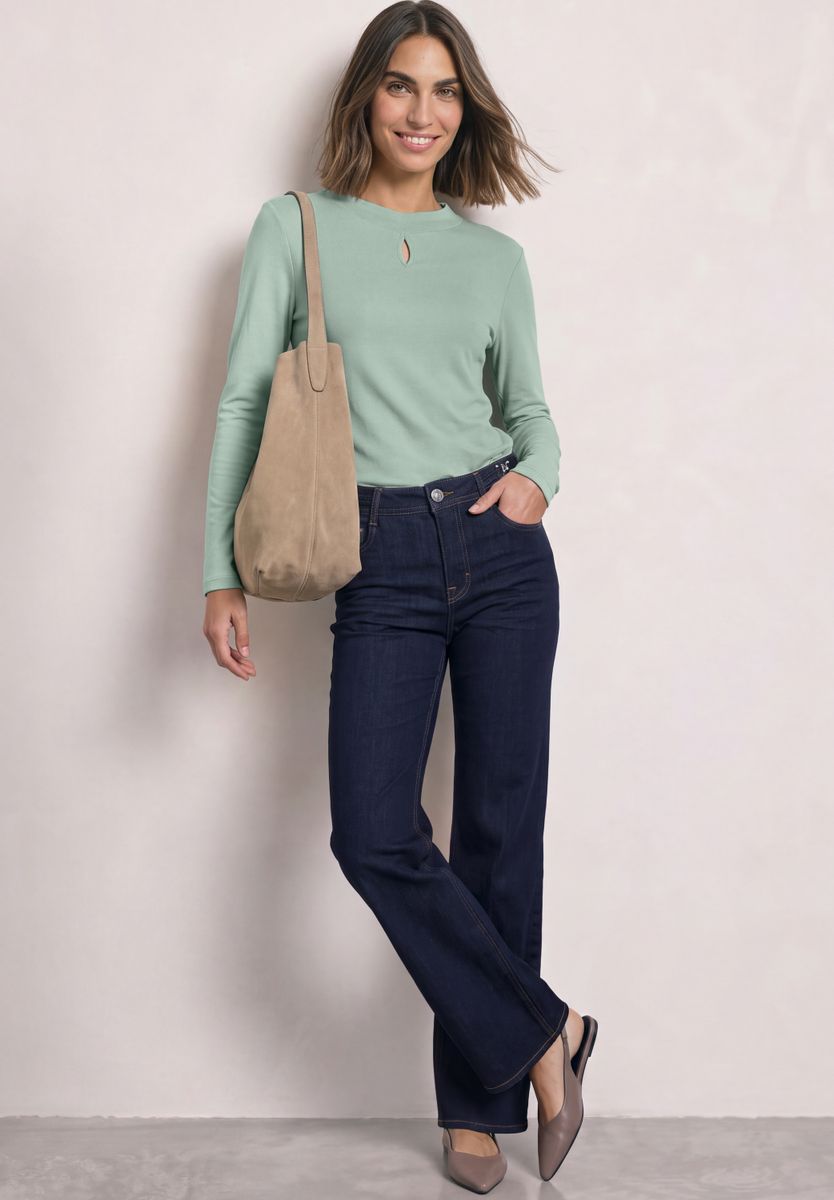 Shirt mit Turtle Neck und Schlitzdetail