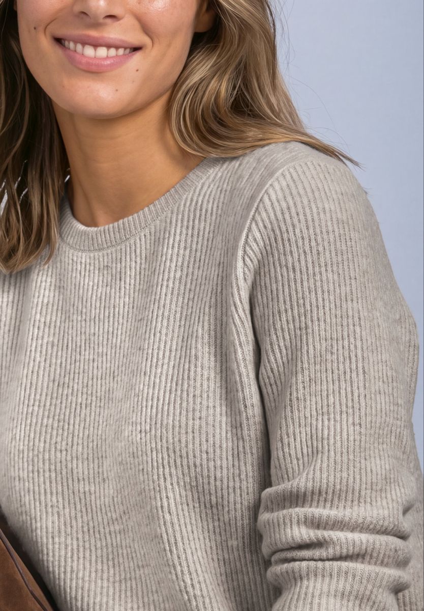 Langarm Shirt mit seitlichen Knopfdetails