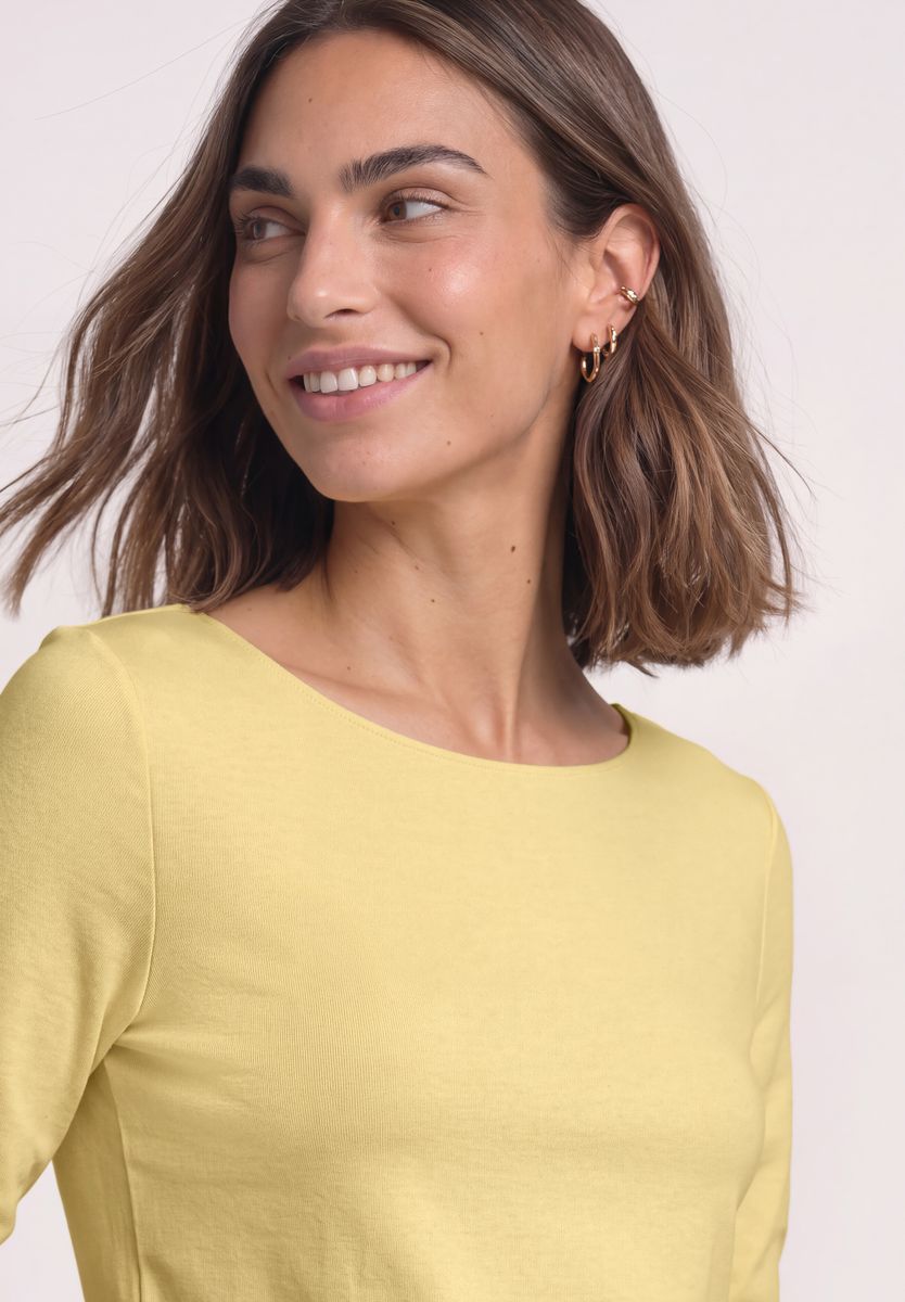 Basic Shirt mit U-Boot-Ausschnitt
