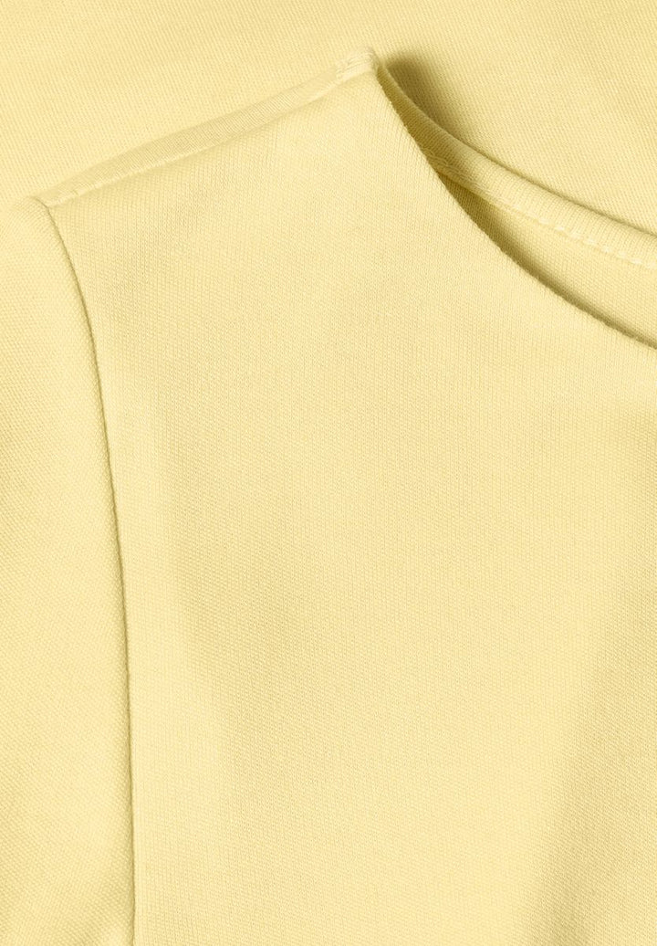 Basic Shirt mit U-Boot-Ausschnitt