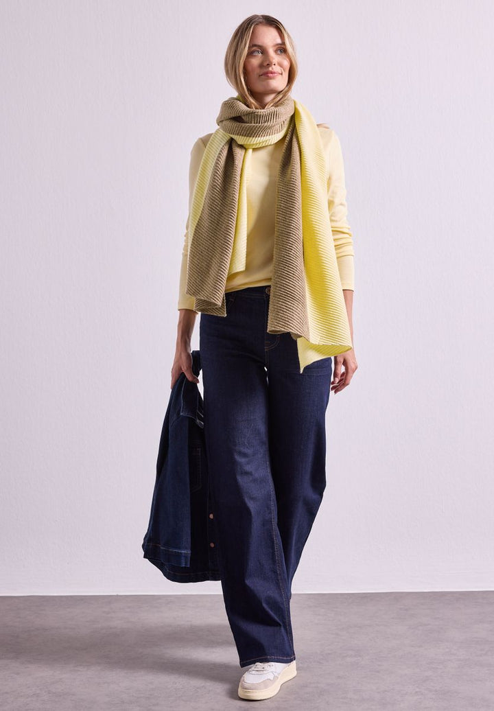 Schal im Two-Tone-Look mit Falten