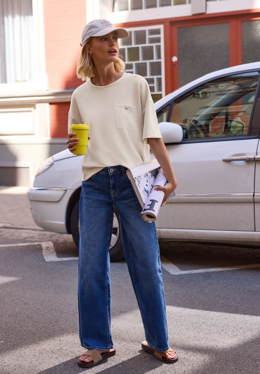 T-Shirt im Silk-Look mit Brusttasche