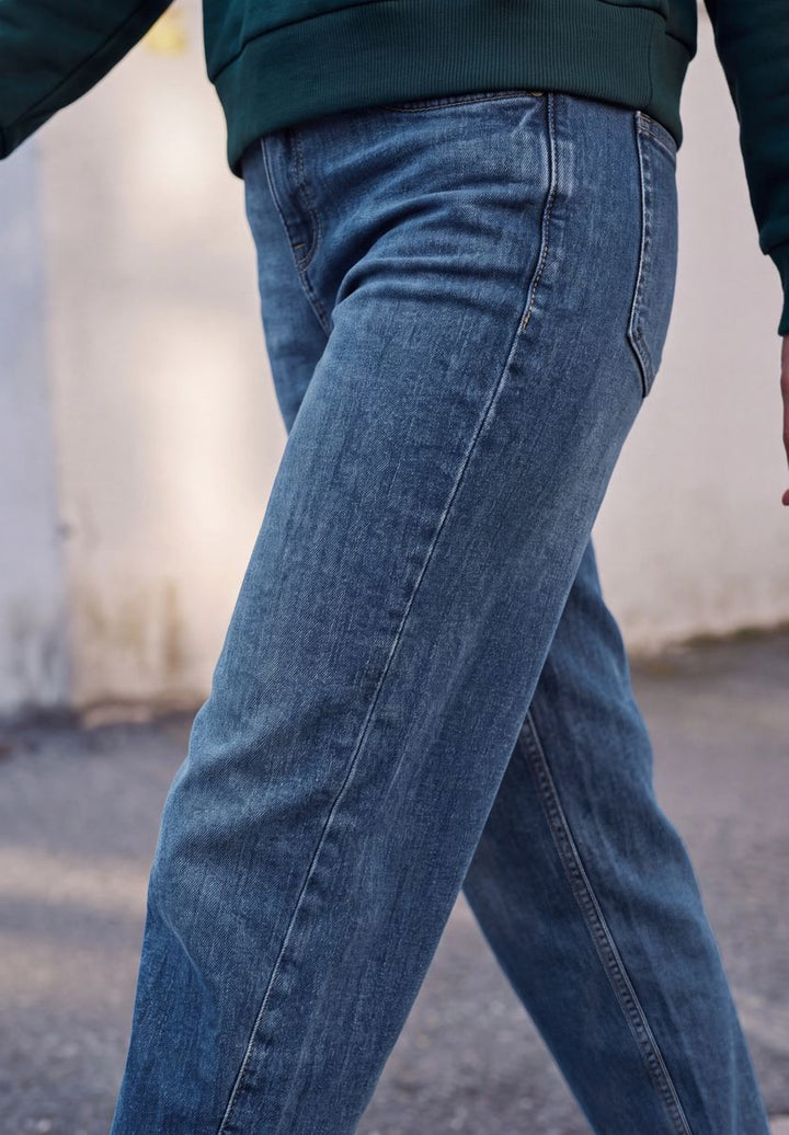 High Waist Barrel Leg Jeans im Loose Fit