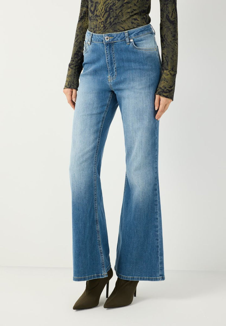 Bootcut Jeans
