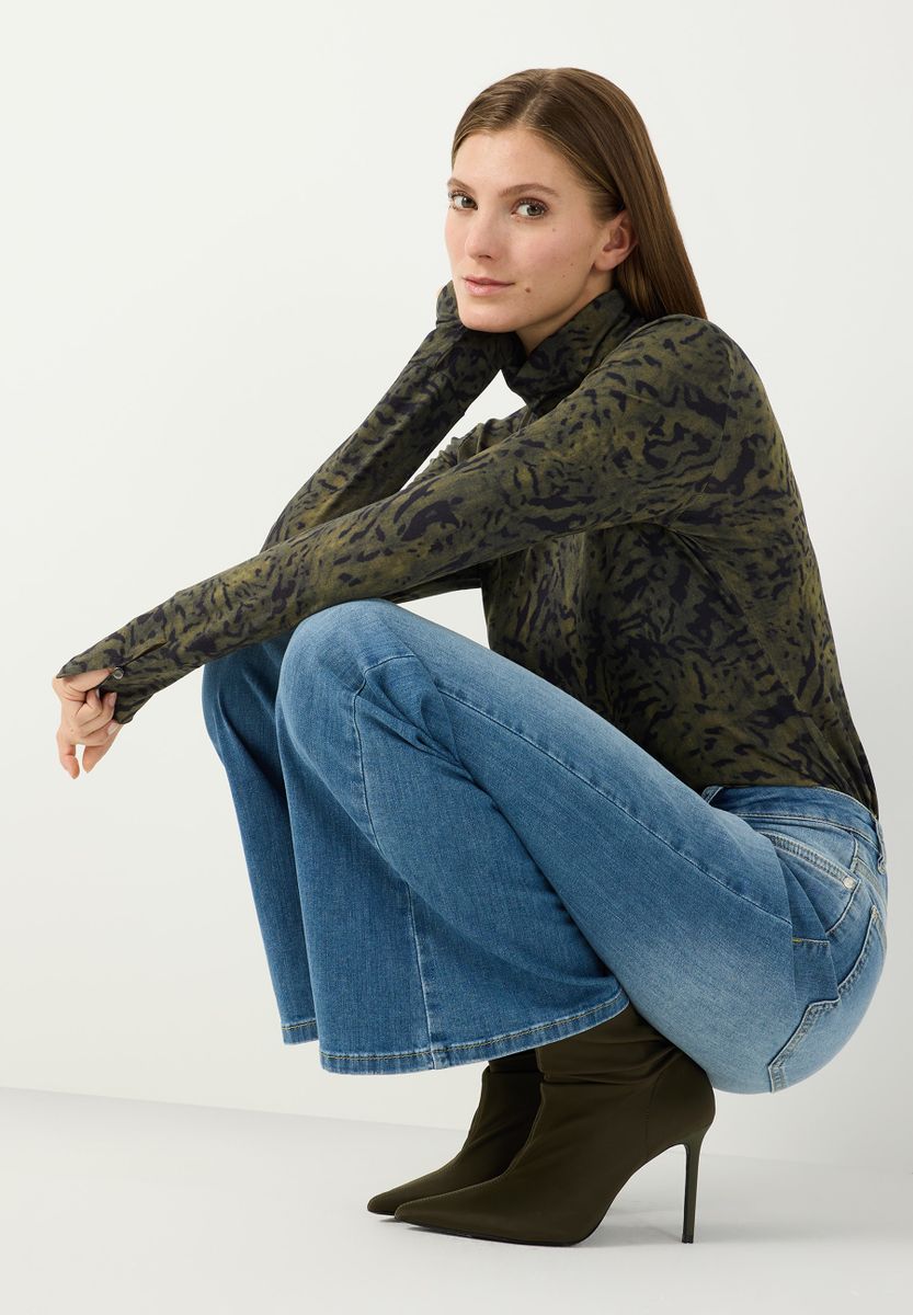 Bootcut Jeans