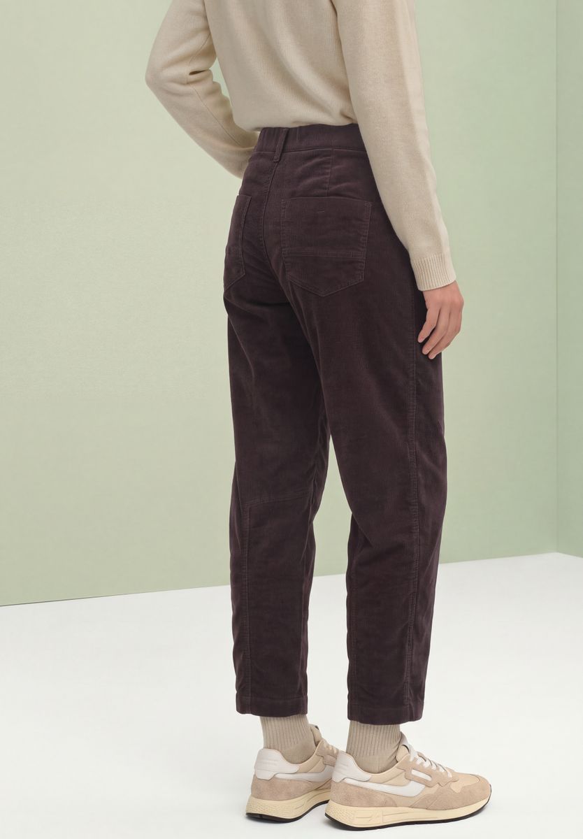Barrel Leg Hose aus Cord im Casual Fit