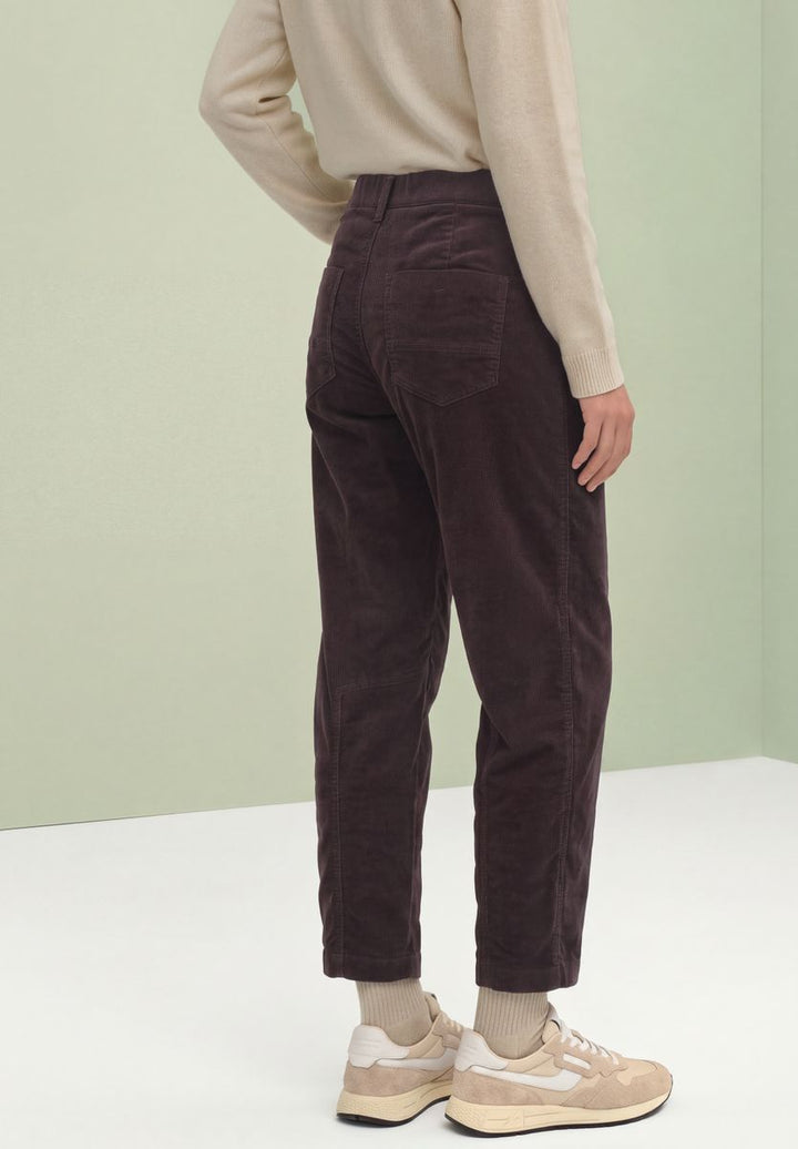 Barrel Leg Hose aus Cord im Casual Fit