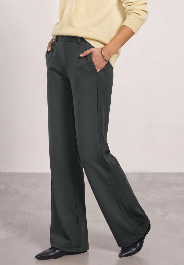 High Waist Straight Leg Hose im Casual Fit