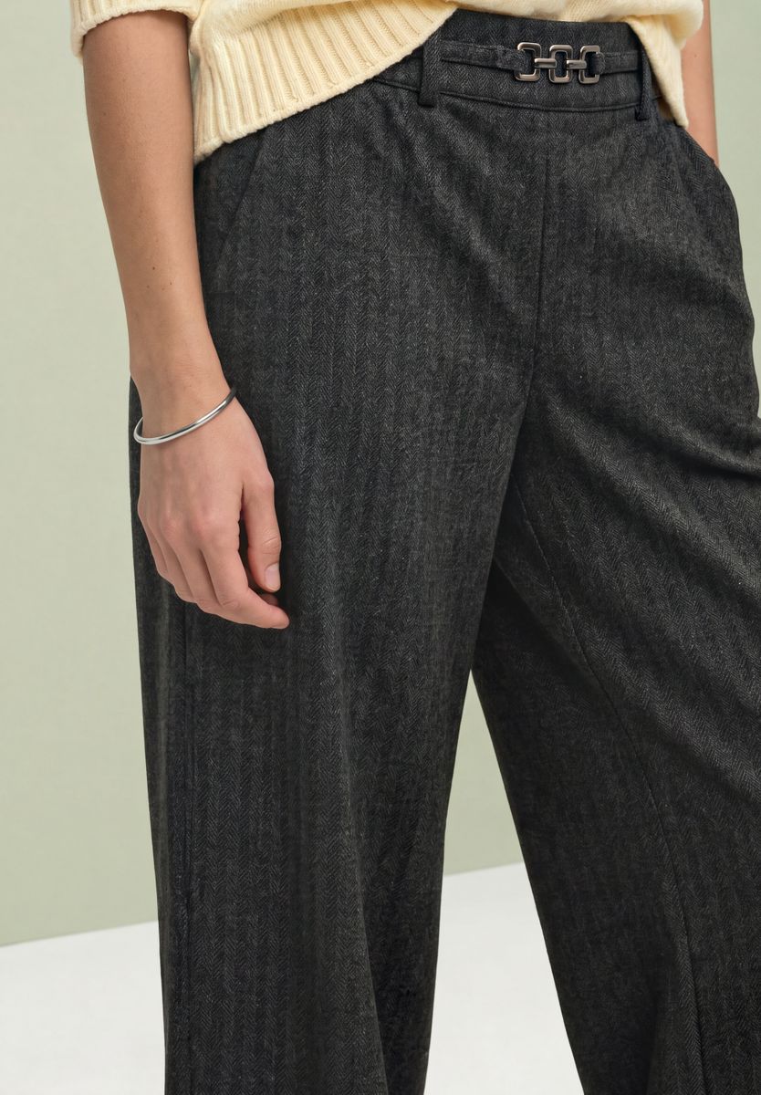 Straight Leg Hose mit Fishbone-Muster