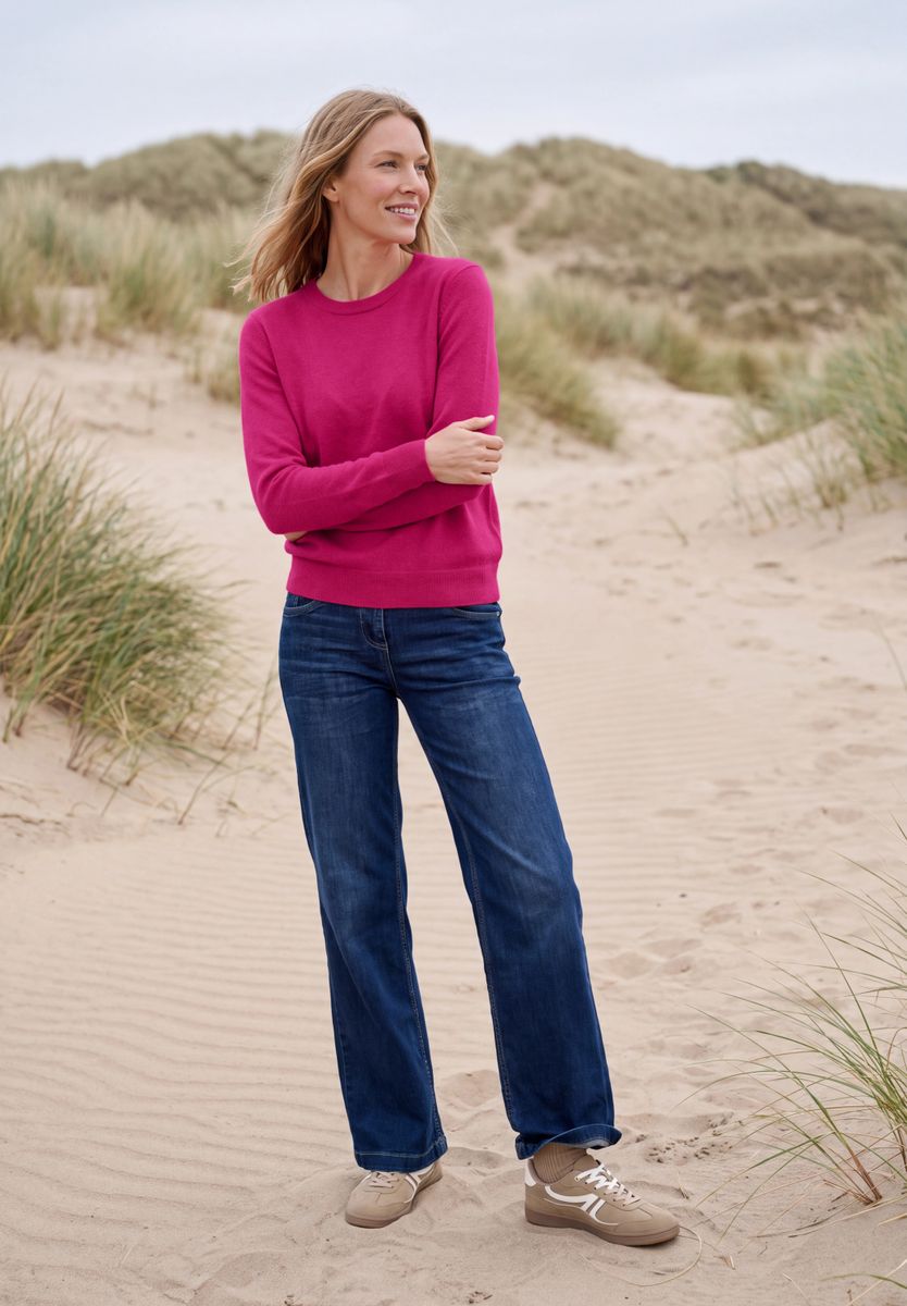 Pullover in Unifarbe mit Rundhals