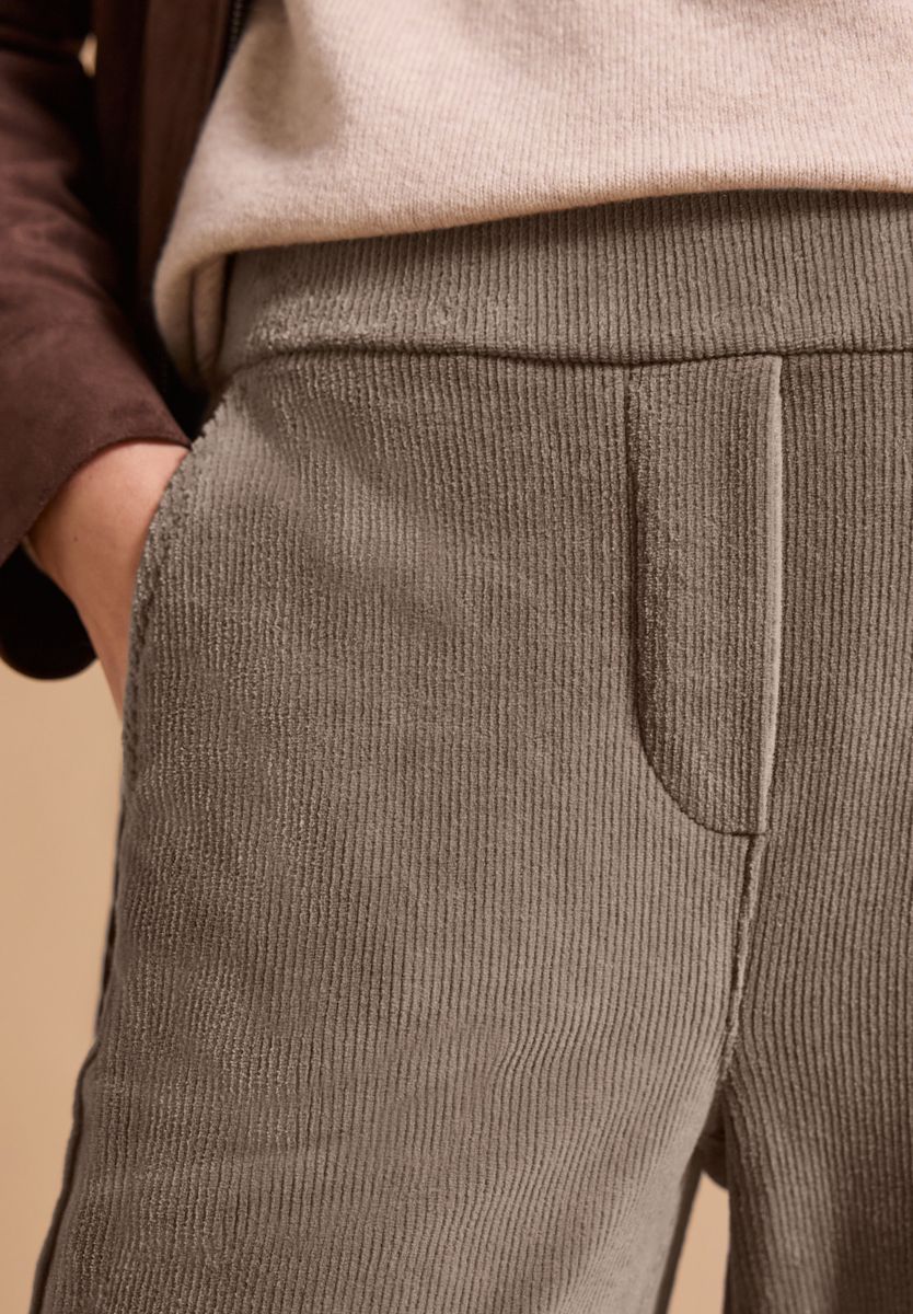 High Waist Straight Leg Hose im Loose Fit