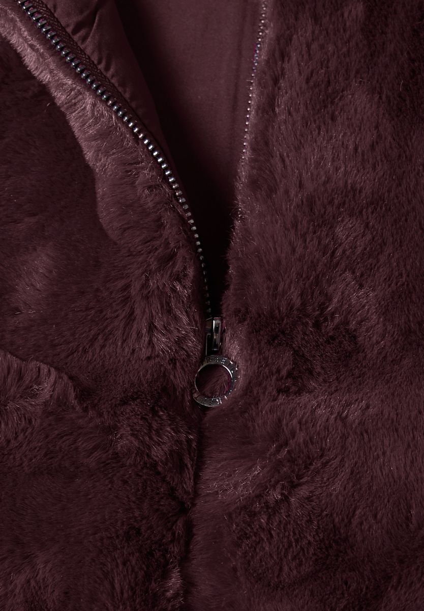 Fake Fur Weste mit Stehkragen und Zipper