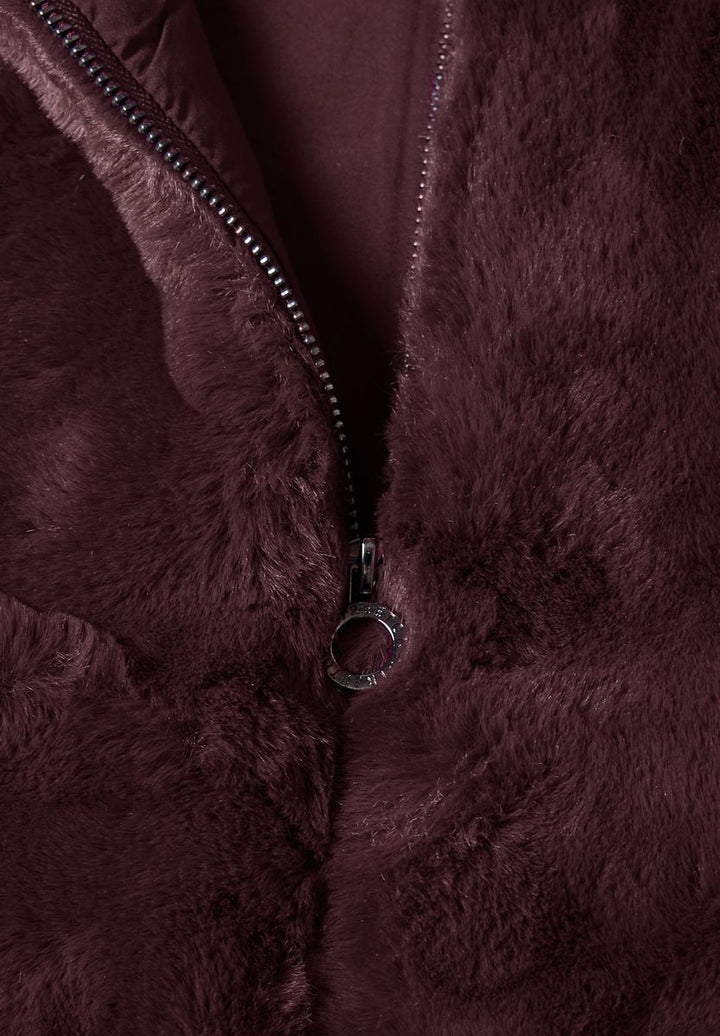 Fake Fur Weste mit Stehkragen und Zipper