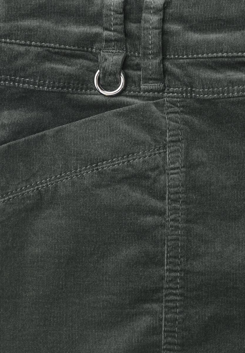 Barrel Leg Hose aus Cord im Casual Fit