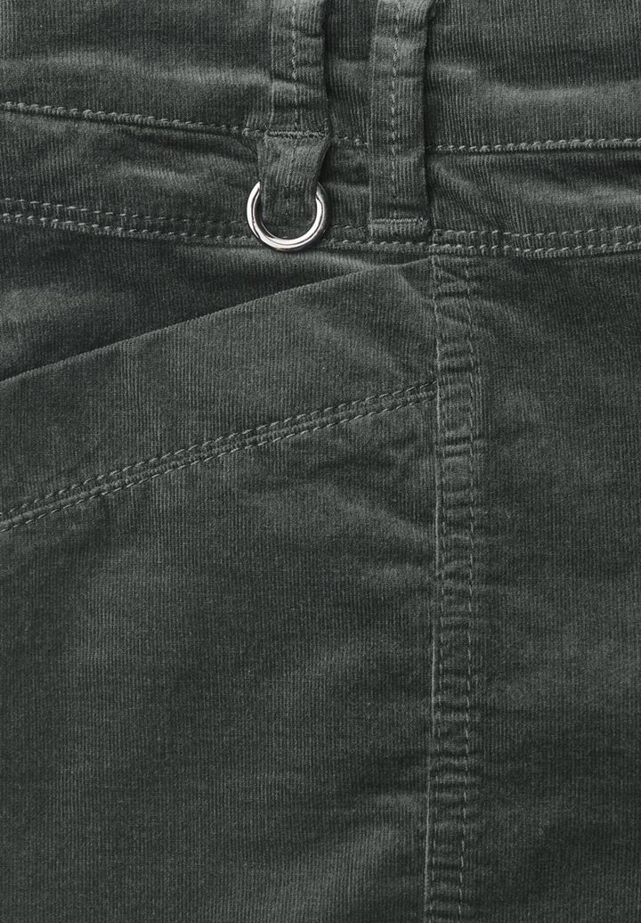 Barrel Leg Hose aus Cord im Casual Fit