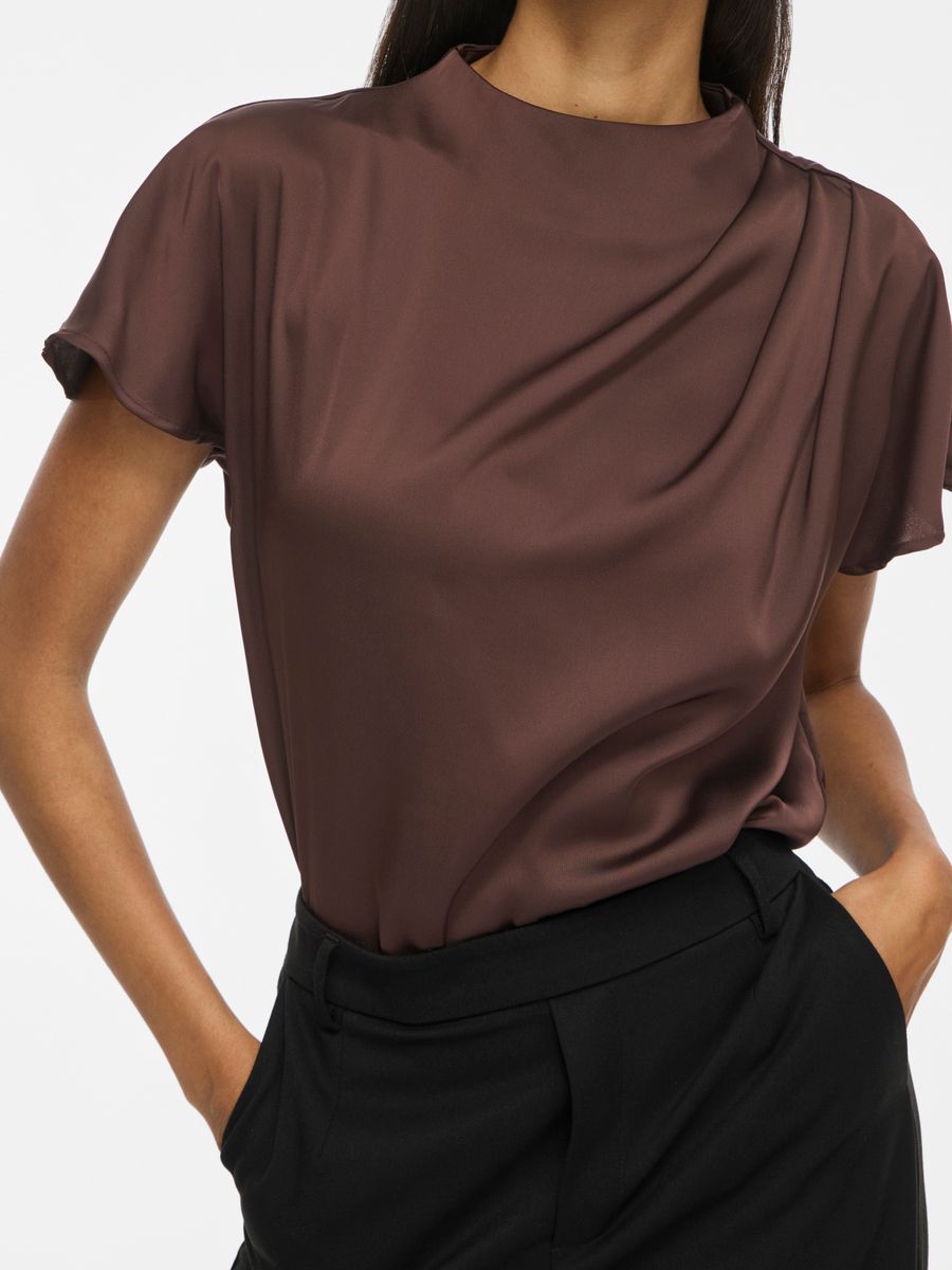 VIELMINA FUNNEL NECK S/S TOP/1