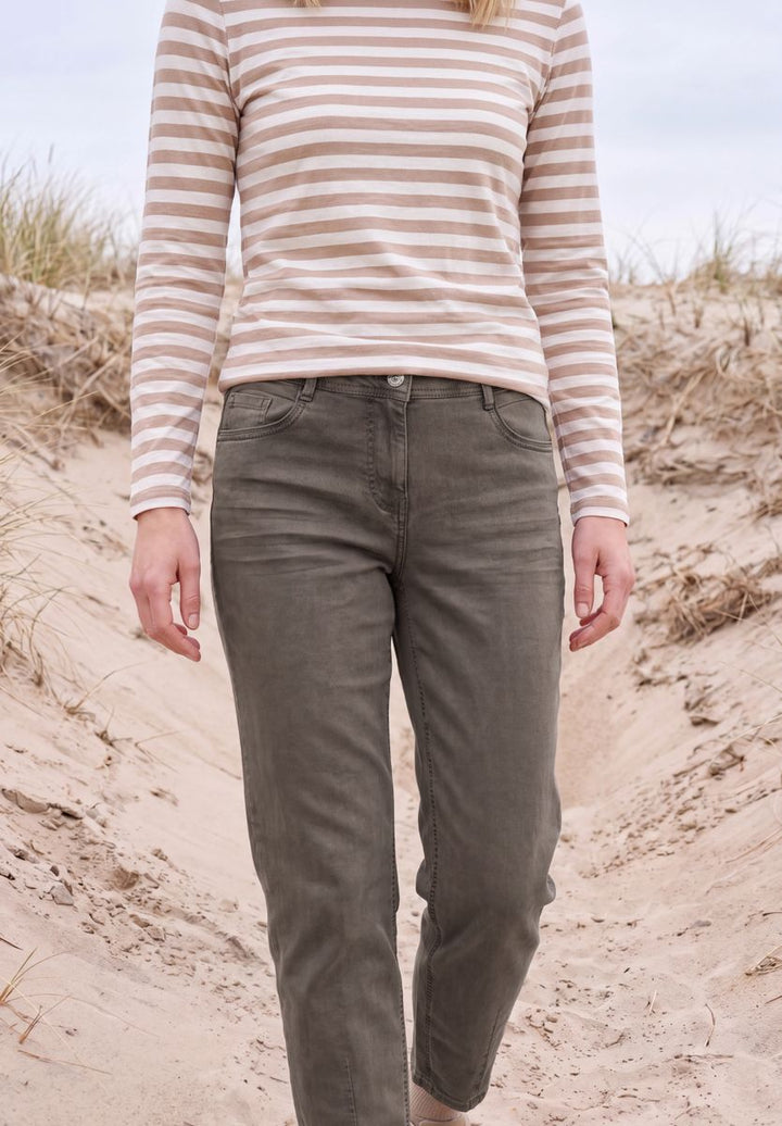 High Waist Barrel Leg Jeans im Loose Fit