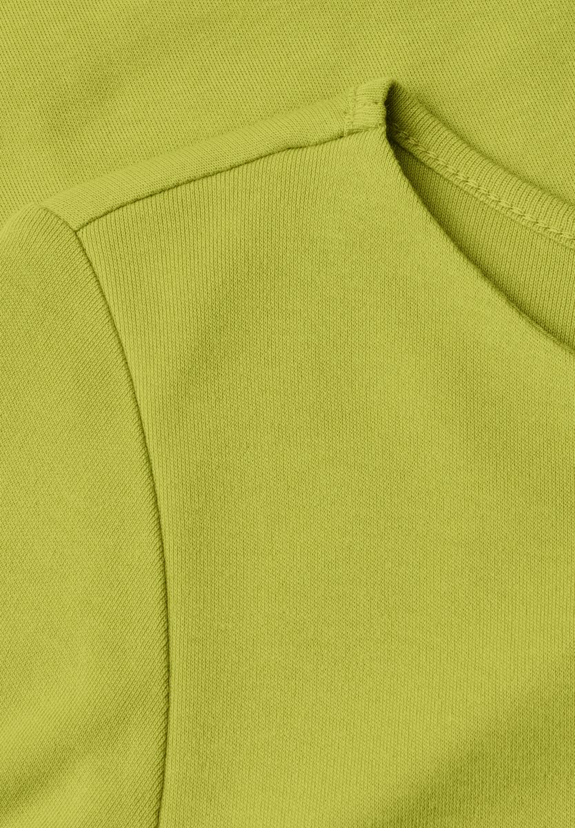 Basic Shirt mit U-Boot-Ausschnitt
