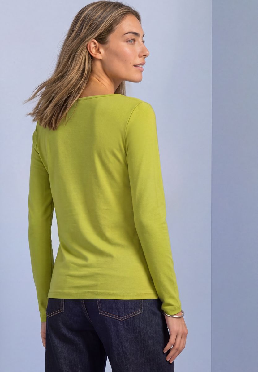 Basic Shirt mit U-Boot-Ausschnitt