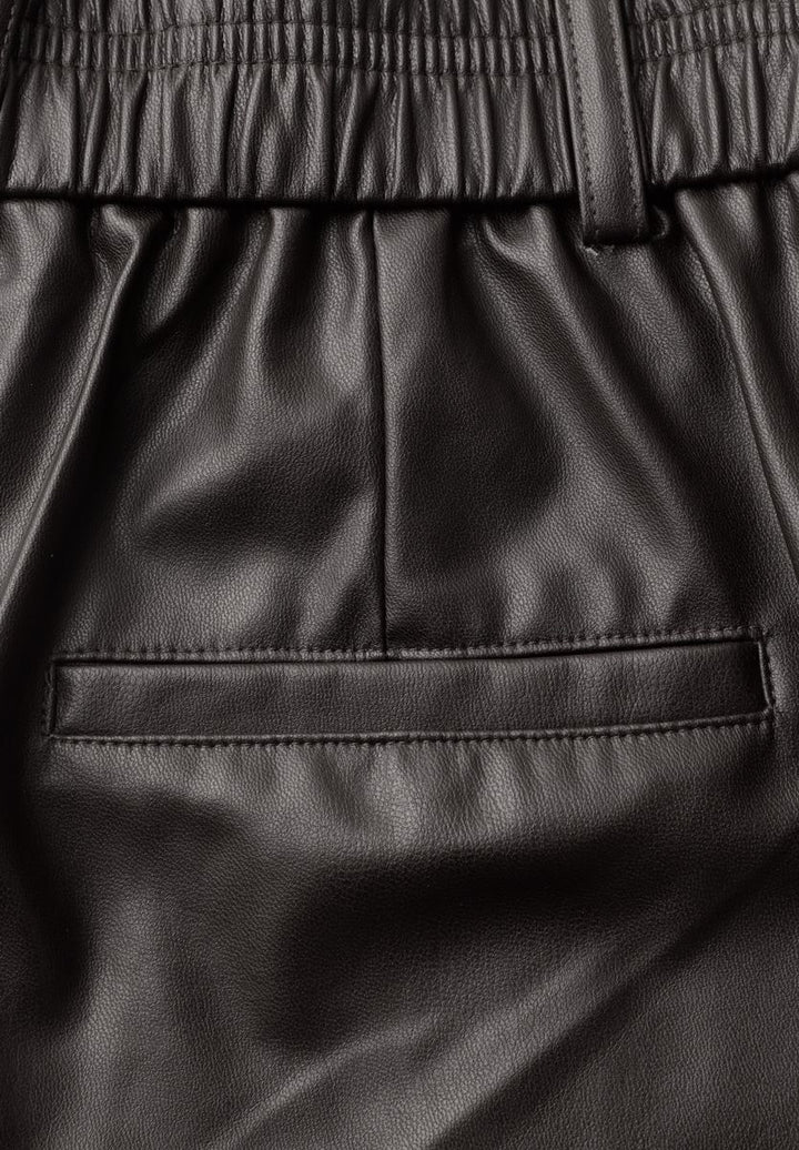 High Waist Shorts in Lederoptik