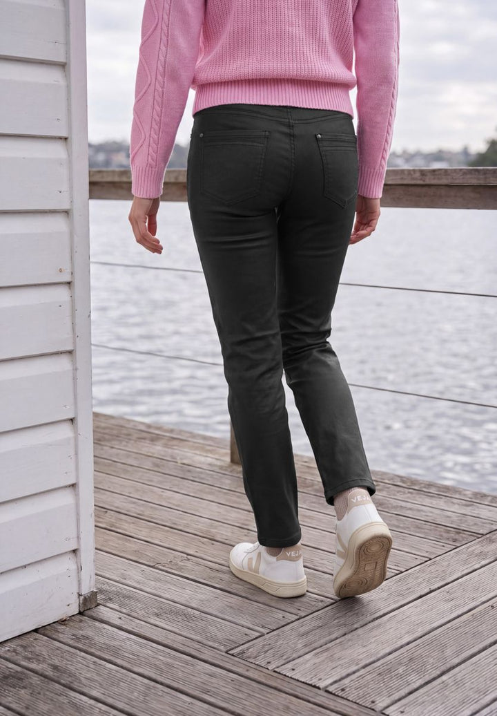 Mid Waist Straight Leg Hose im Slim Fit