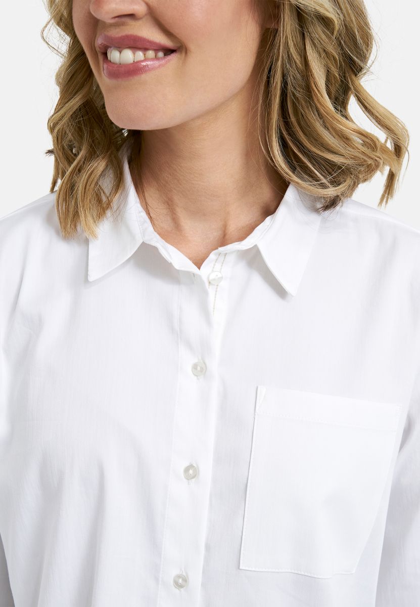 Short Fitted Shirt Collar Blouse