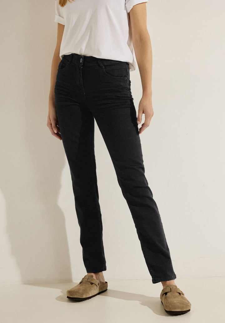 Dunkle Straight Fit Jeans