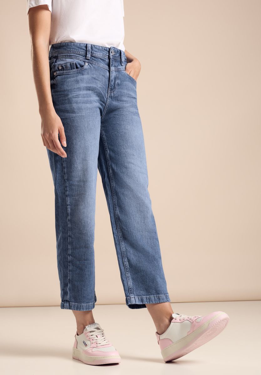 Straight Leg Jeans