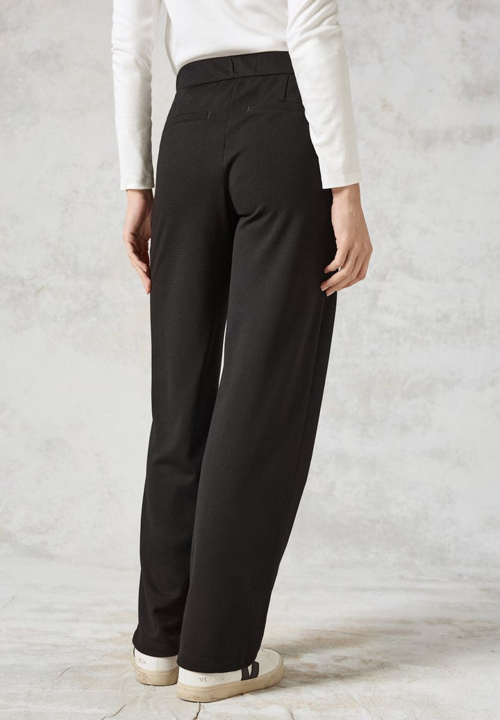 Hose im Loose Fit