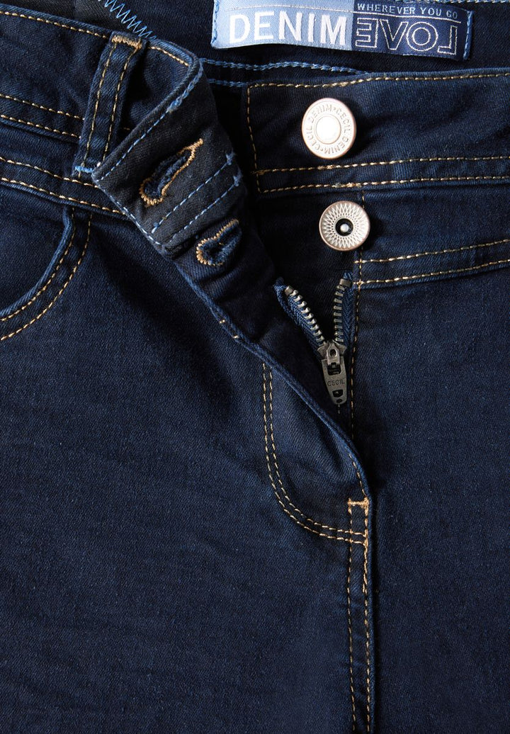 Rinsed Wide Leg Jeans