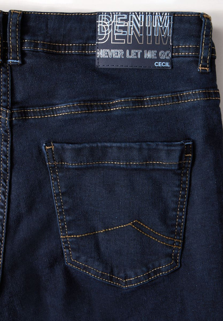 Rinsed Wide Leg Jeans