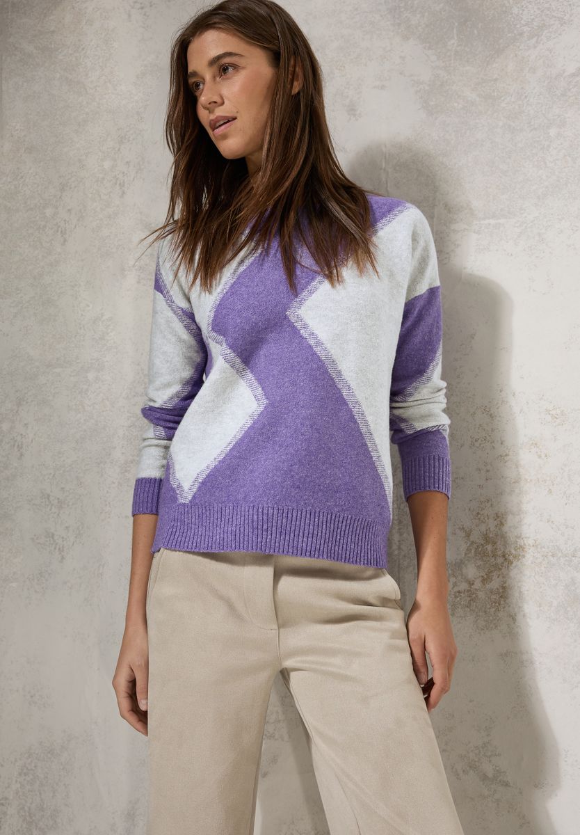 Gemusterter Pullover